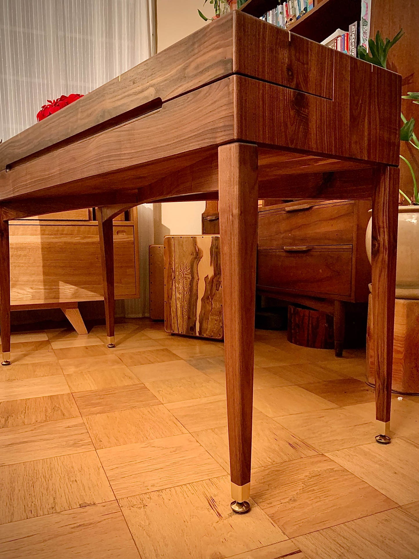 Anima Piano Desk