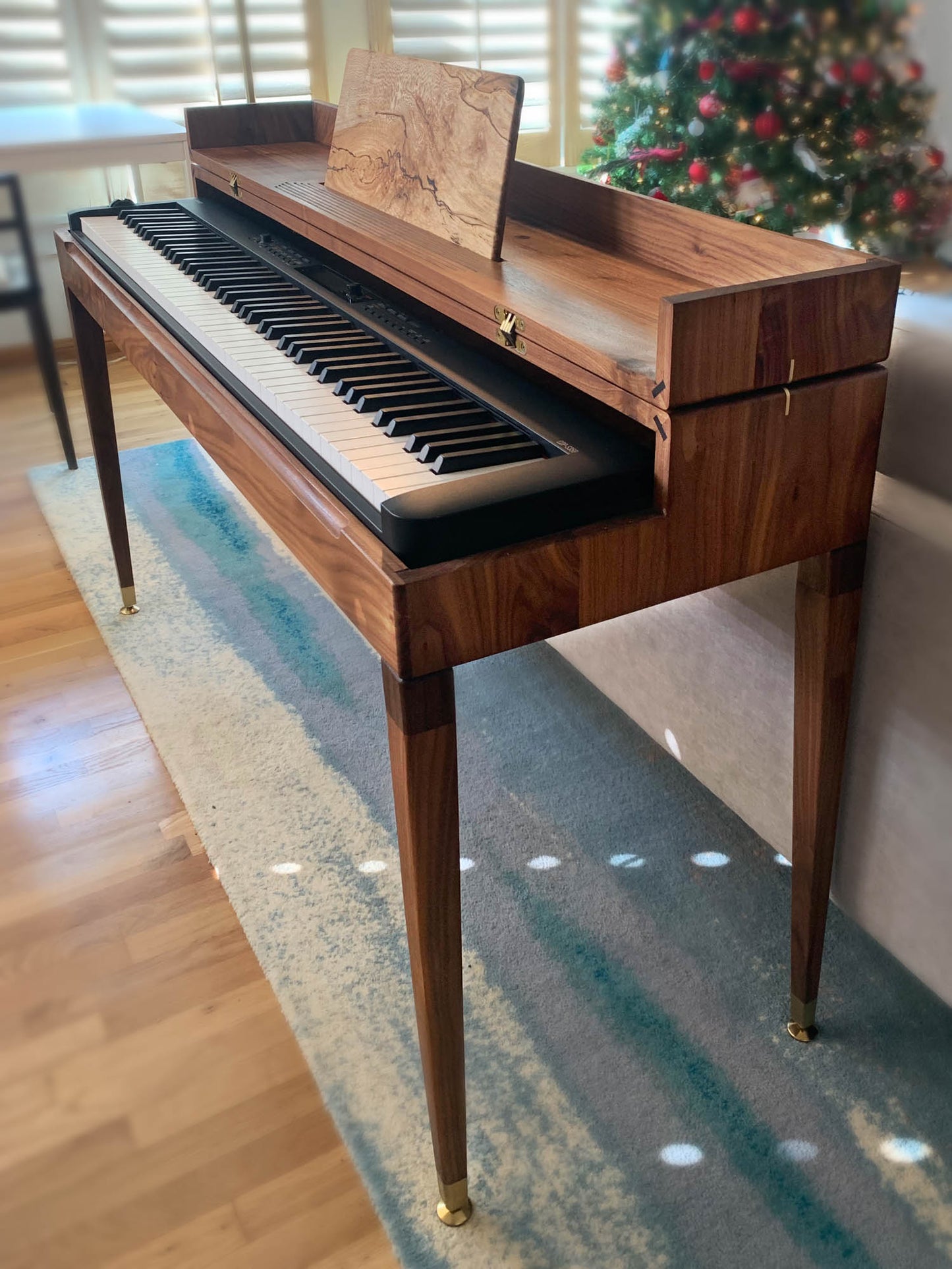 Anima Piano Desk