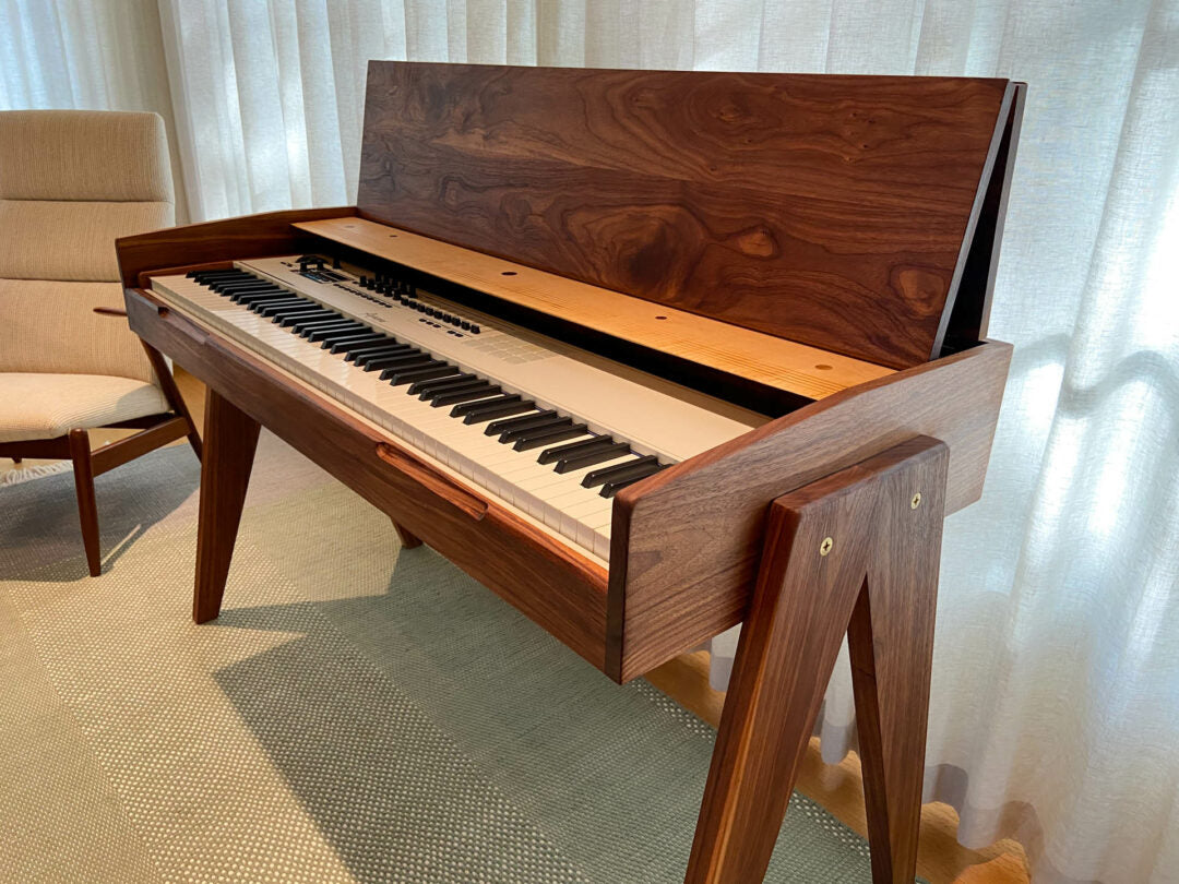 Cembalet Piano Desk