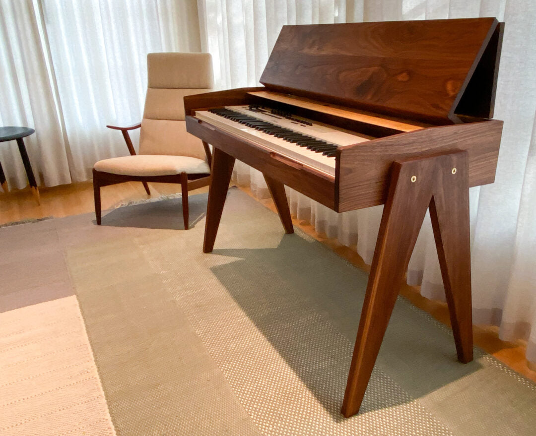 Cembalet Piano Desk