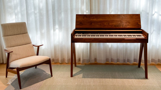 Cembalet Piano Desk