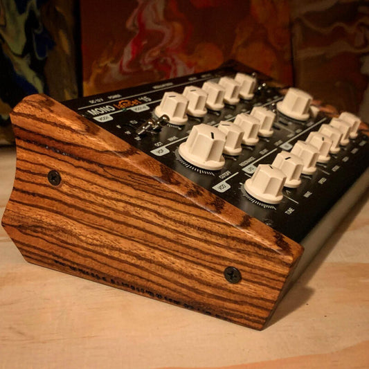 Custom Wood Panels for the Vermona Mono Lancet '15