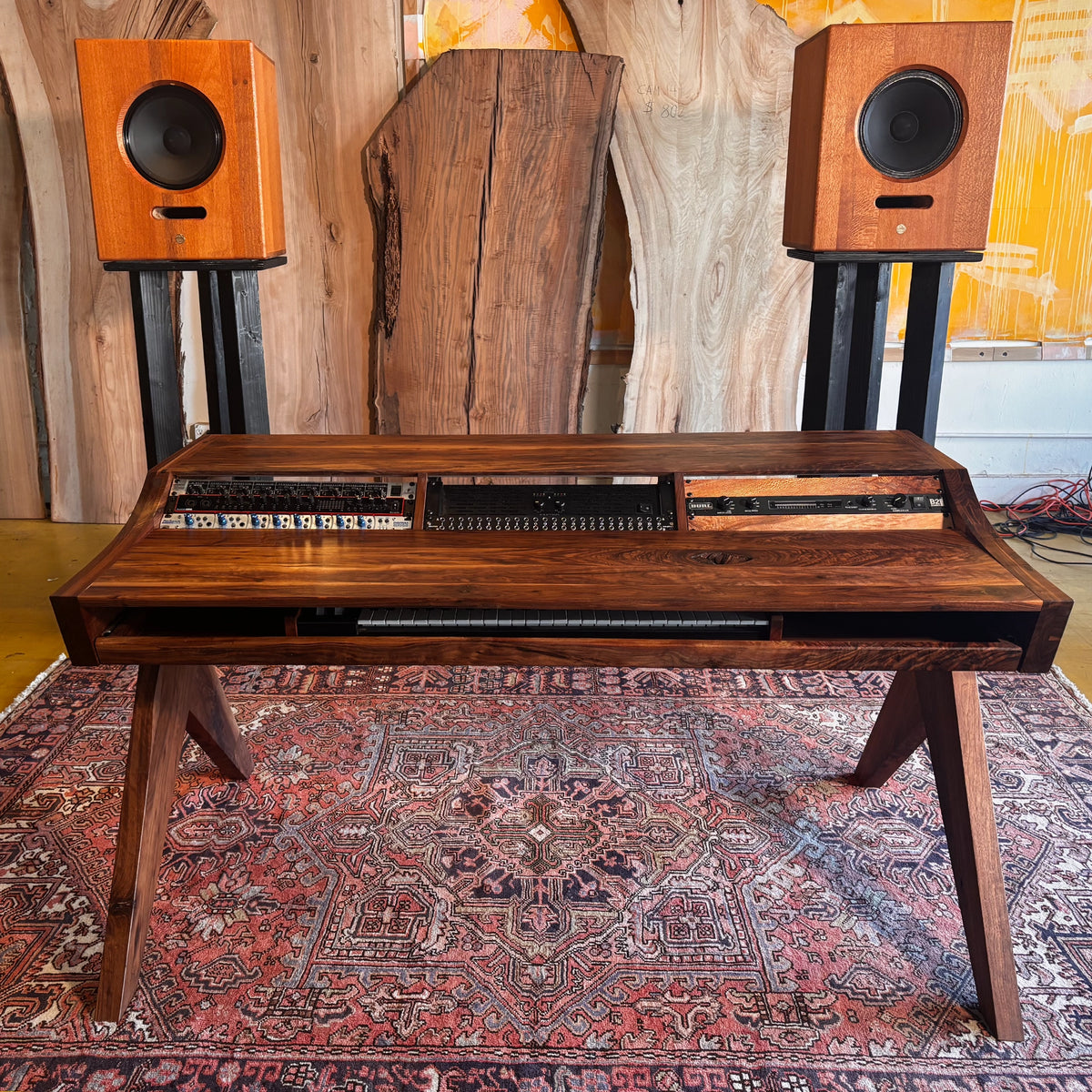 Voyager Studio Desk