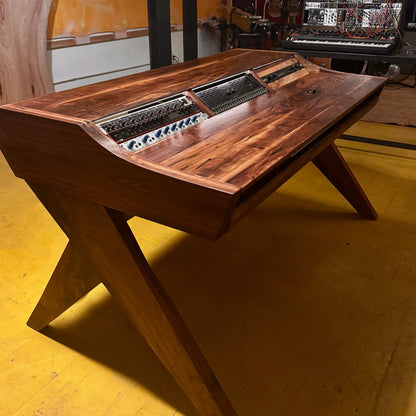 Voyager Studio Desk